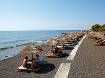 Santorini Perissa 1